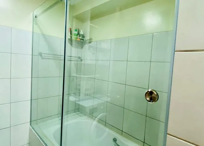 1bedroom 50th Floor With Balcony And Bathtub At Horizons 101 Tower 1